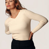 Isla V-Neck in Cream